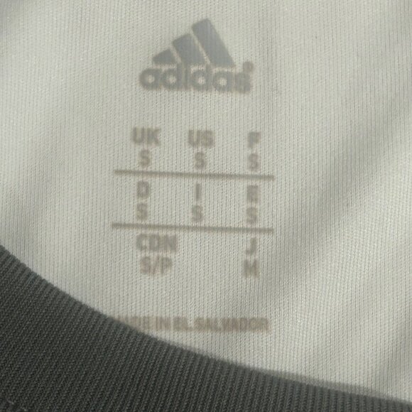 Adidas Men's Shirt Size Small 3/4 Sleeve Tee Baseball Print Sleeve EUC - Picture 6 of 9